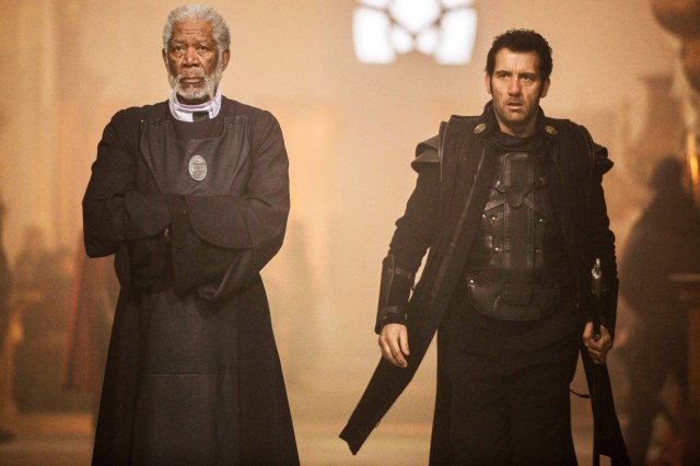 LAST KNIGHTS - 2015 FILM STILL - Bartok (Morgan Freeman, left) and Raiden (Clive Owen, right) - Photo Credit: Larry Horricks  © 2015 - Lionsgate